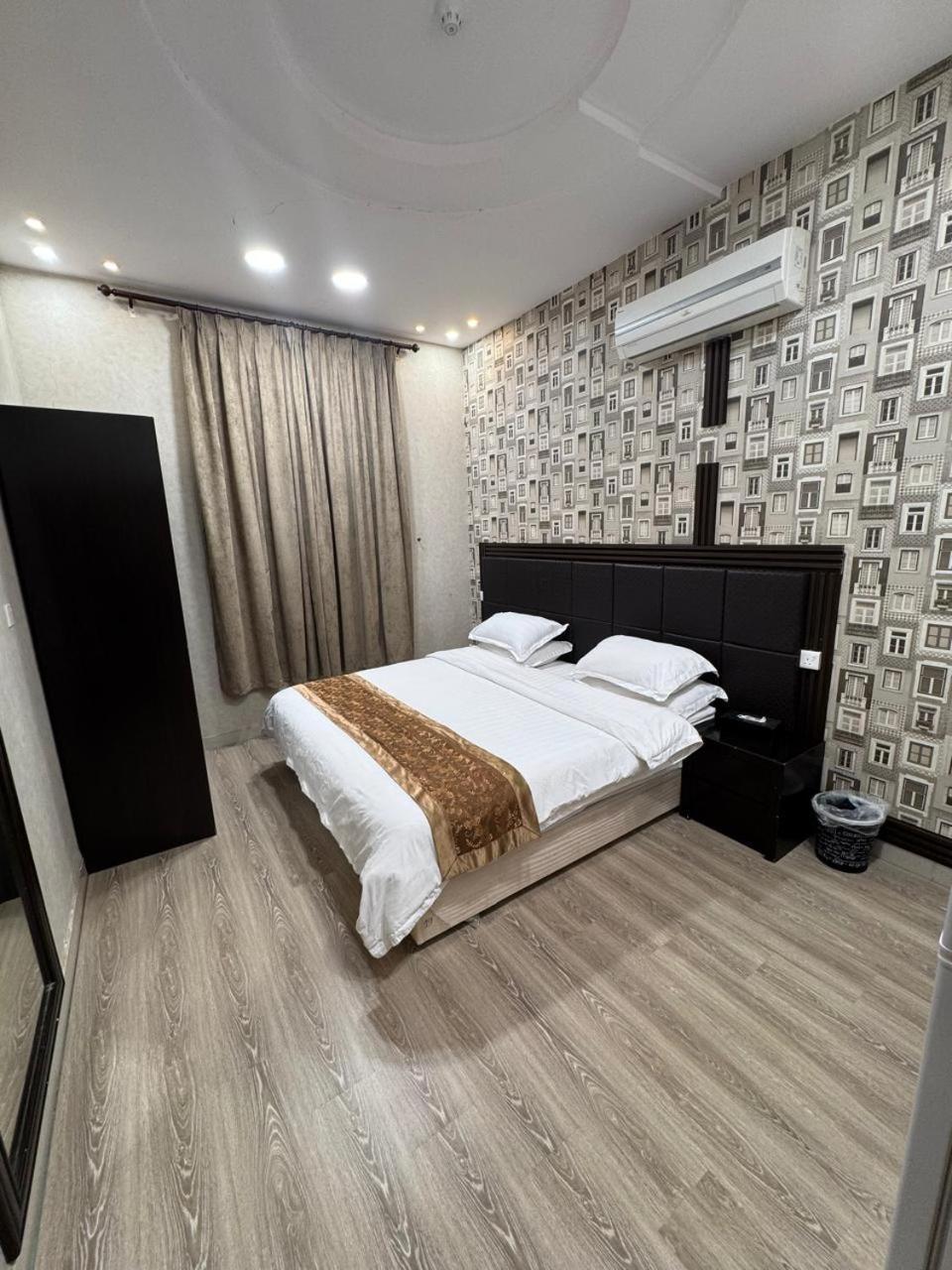 Oroub El Forssan Aparthotel บูเรดาห์ ภายนอก รูปภาพ